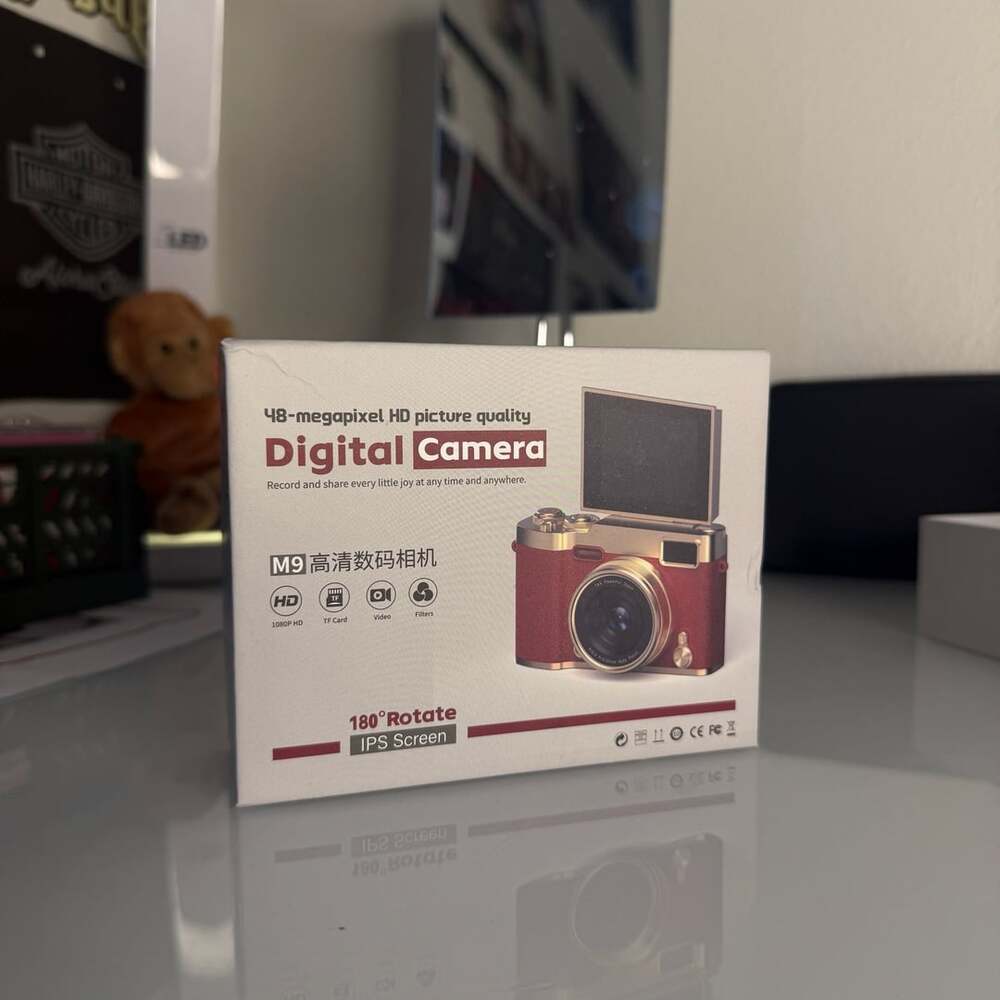 M9 48MP HD Digital Camera Red 180 Rotate IPS Screen New